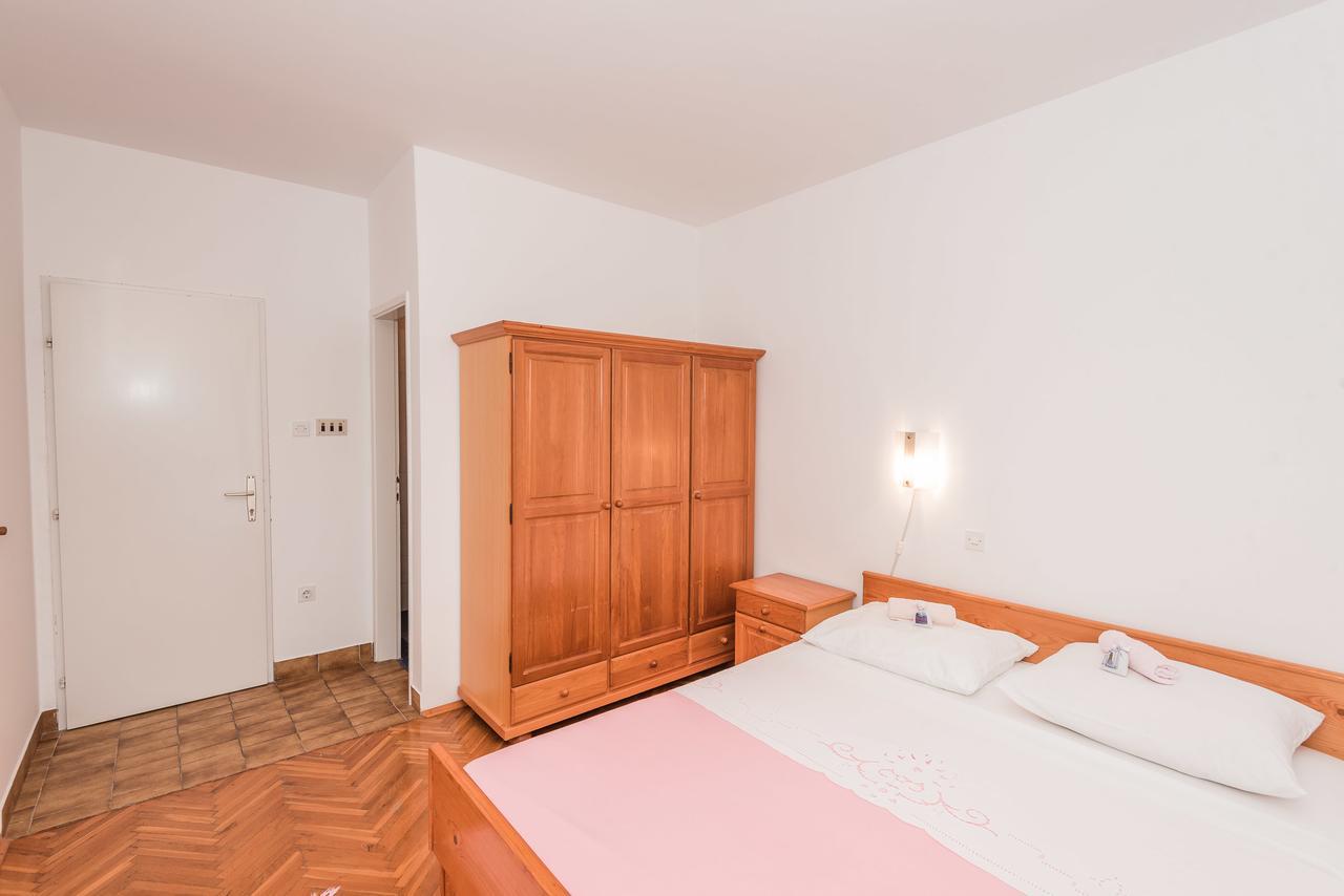 Apartments Ljiljana Klek Esterno foto
